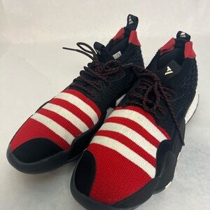 adidas Meilin Trae Young Men’s Sneakers